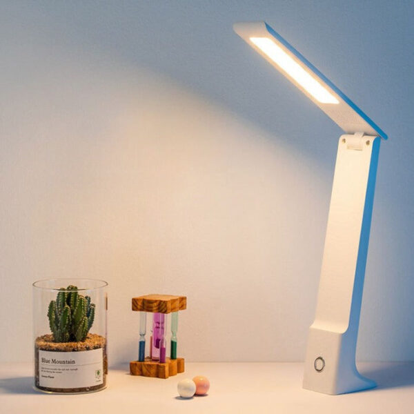 Lampe avec Chargeur Induction